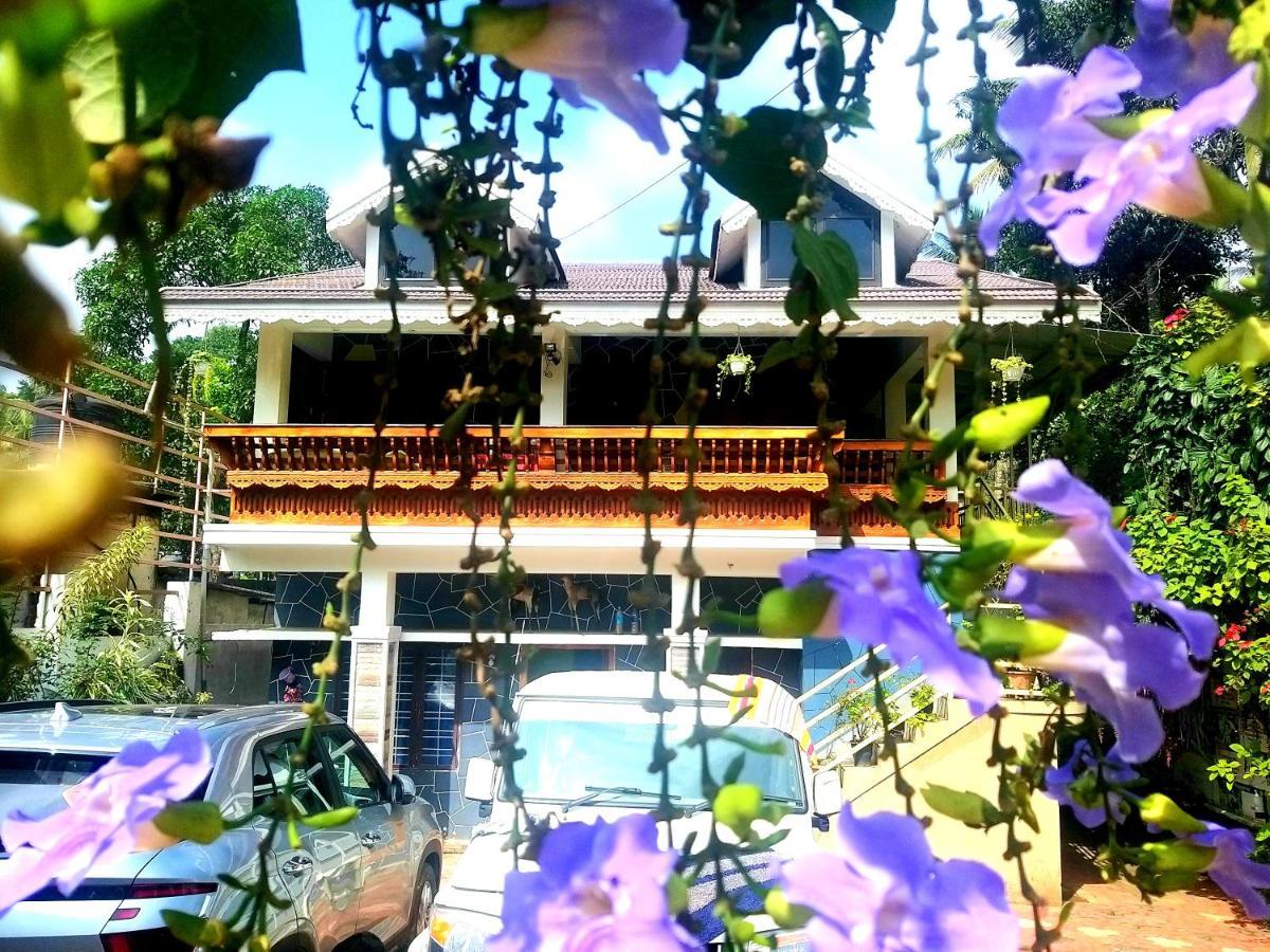 Dean Dale Cottages Thekkady Exterior photo