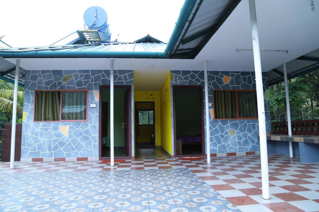 Dean Dale Cottages Thekkady Exterior photo