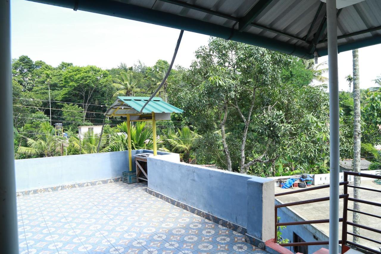 Dean Dale Cottages Thekkady Exterior photo